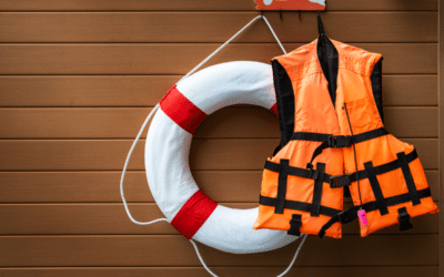 Équipement obligatoire sur un bateau : que prévoir selon la catégorie de navigation ?