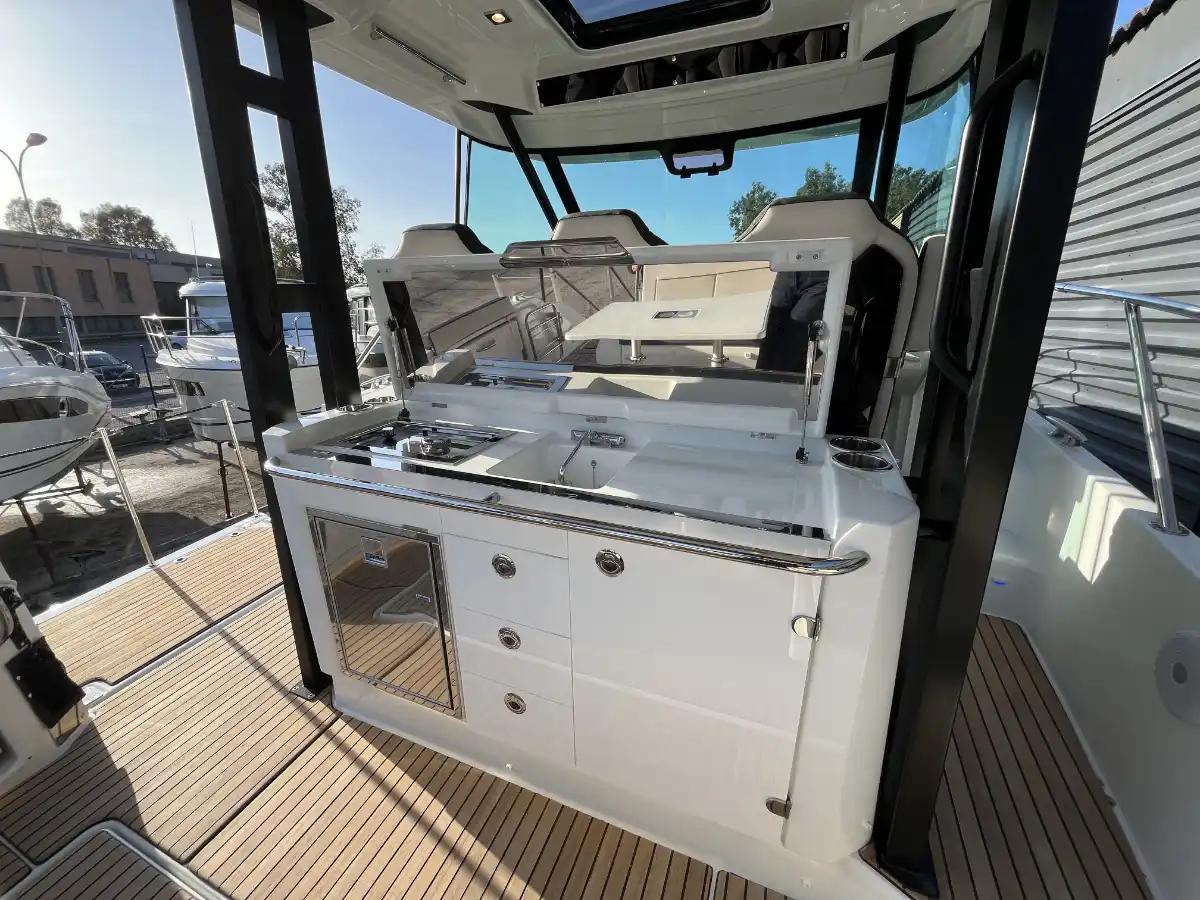 Cap Camarat 10.5 extérieur