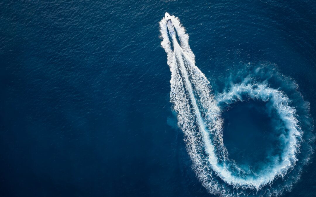 Naviguer en été : check-list complète pour des sorties en bateau réussies