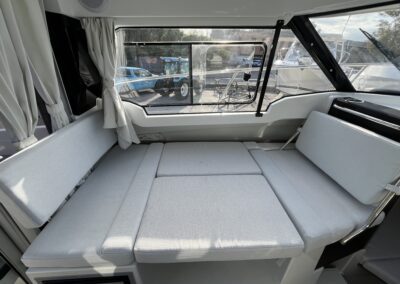 Salon transformable en couchage du Merry Fisher 795 Série 2